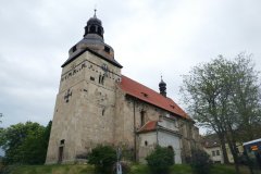 pohled zepředu zprava