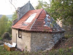 pohled zezadu zprava
