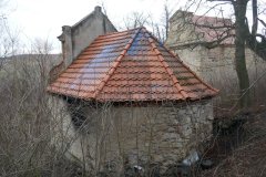 pohled zezadu zprava