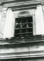 okno na kostele