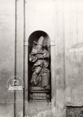 výzdoba interiéru - socha sv. Ambrože