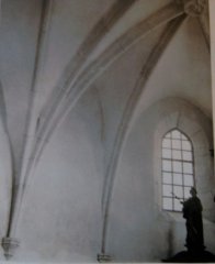 starší foto interiéru kostela