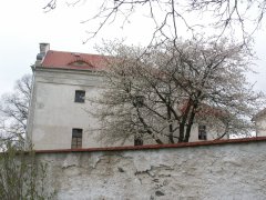pohled zprava