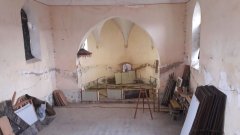 pohled do interiéru - hlavní loď z kůru