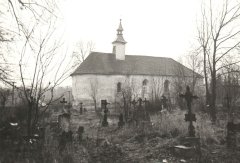 kostel ještě se sanktusníkem