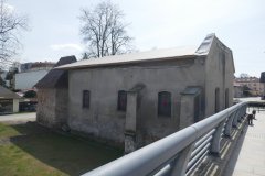 pohled zepředu zleva
