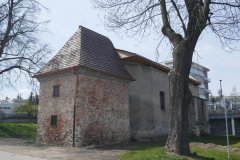 pohled zezadu zleva