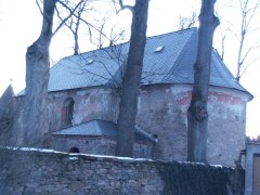 pohled zezadu zprava