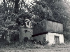 starší foto kostela