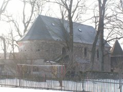 pohled zezadu zleva
