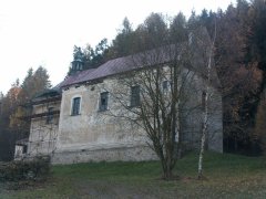 pohled zepředu zleva
