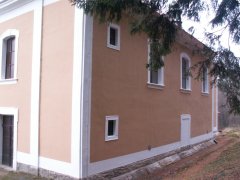 pohled zepředu zprava