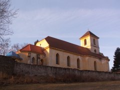 pohled zezadu zleva