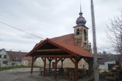 pohled zepředu zleva
