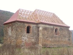 pohled zezadu zleva