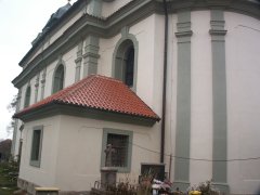 pohled zezadu zprava