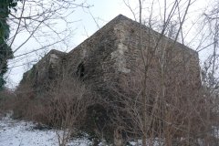 pohled zezadu zprava