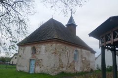 pohled zepředu zprava