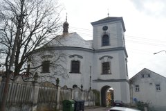 pohled zleva