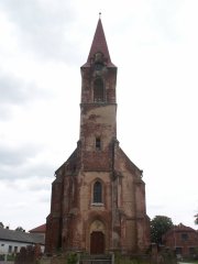 průčelí kostela
