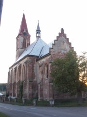 pohled zezadu zprava