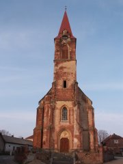 průčelí kostela