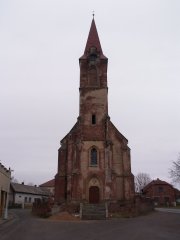 průčelí kostela