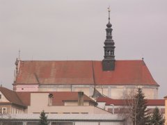 pohled zprava