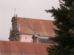 pohled zepředu zprava