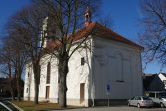 pohled zezadu zprava