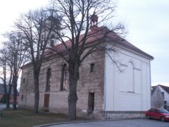 pohled zezadu zprava