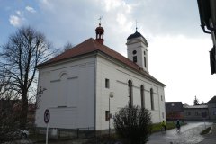 pohled zezadu zleva