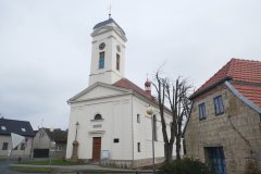pohled zepředu zprava