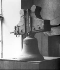 původní zvon z kaple