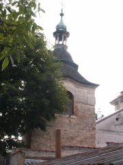 pohled zezadu zleva