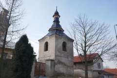 pohled zezadu zprava