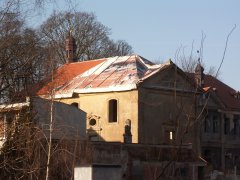 pohled zepředu zleva