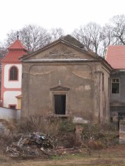 průčelí kostela