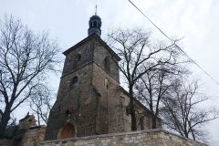 pohled zepředu zprava