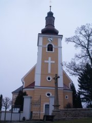 průčelí kostela