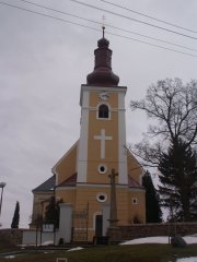 průčelí kostela