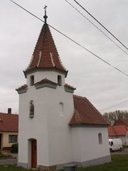 pohled zepředu zprava