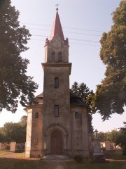 průčelí kostela