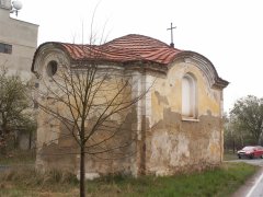 pohled zezadu zleva