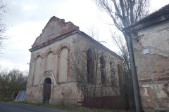 pohled zepředu zprava