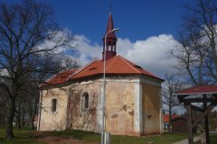 pohled zezadu zprava