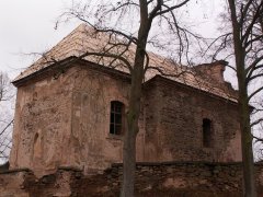 pohled zezadu zleva