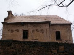 pohled zprava