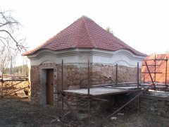pohled zepředu zprava