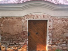 vchod do kaple